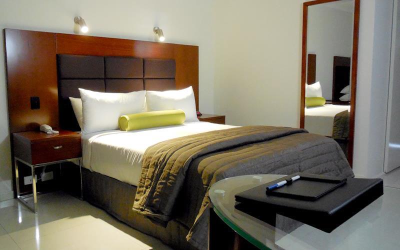 Best Western Casula Motor Inn מראה חיצוני תמונה